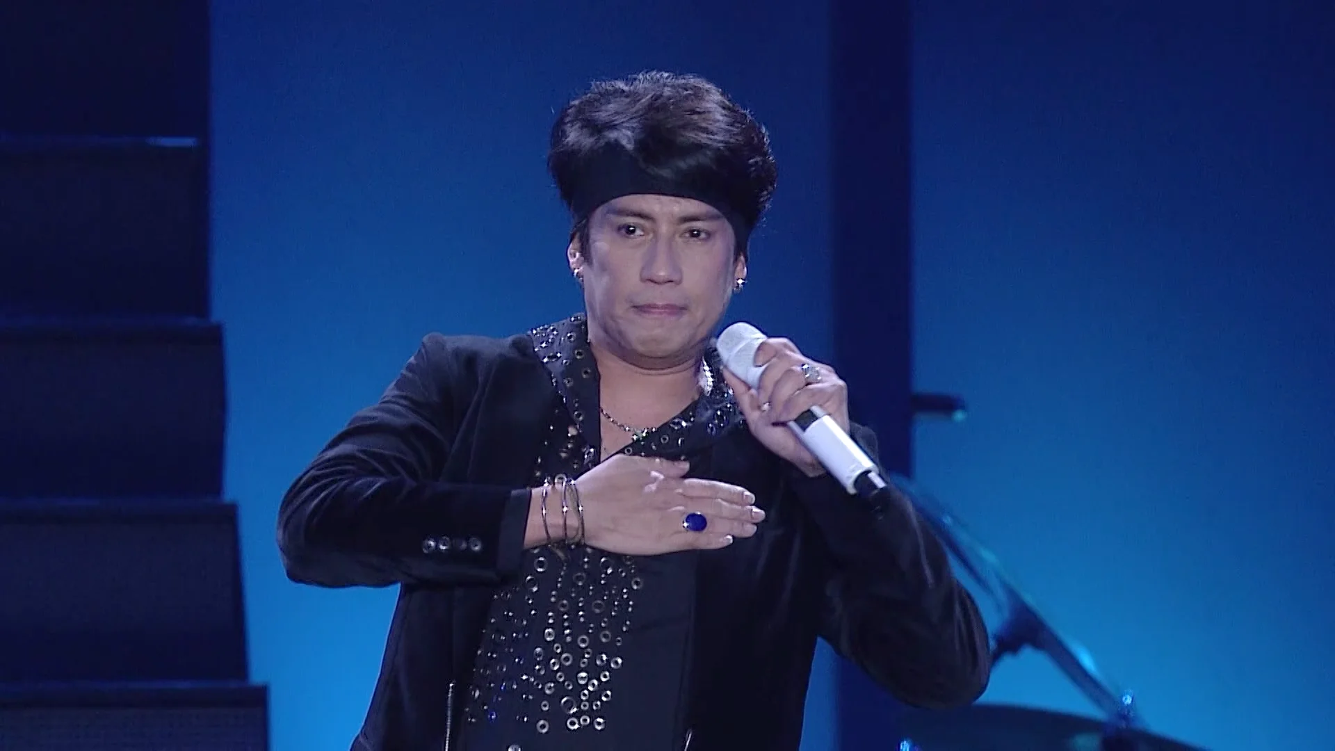 Bird Thongchai Concert #17/2011: Bird A-Sa-Sanook (Encore Plus)